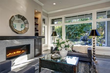 6 Clear Benefits of Glass Tabletops